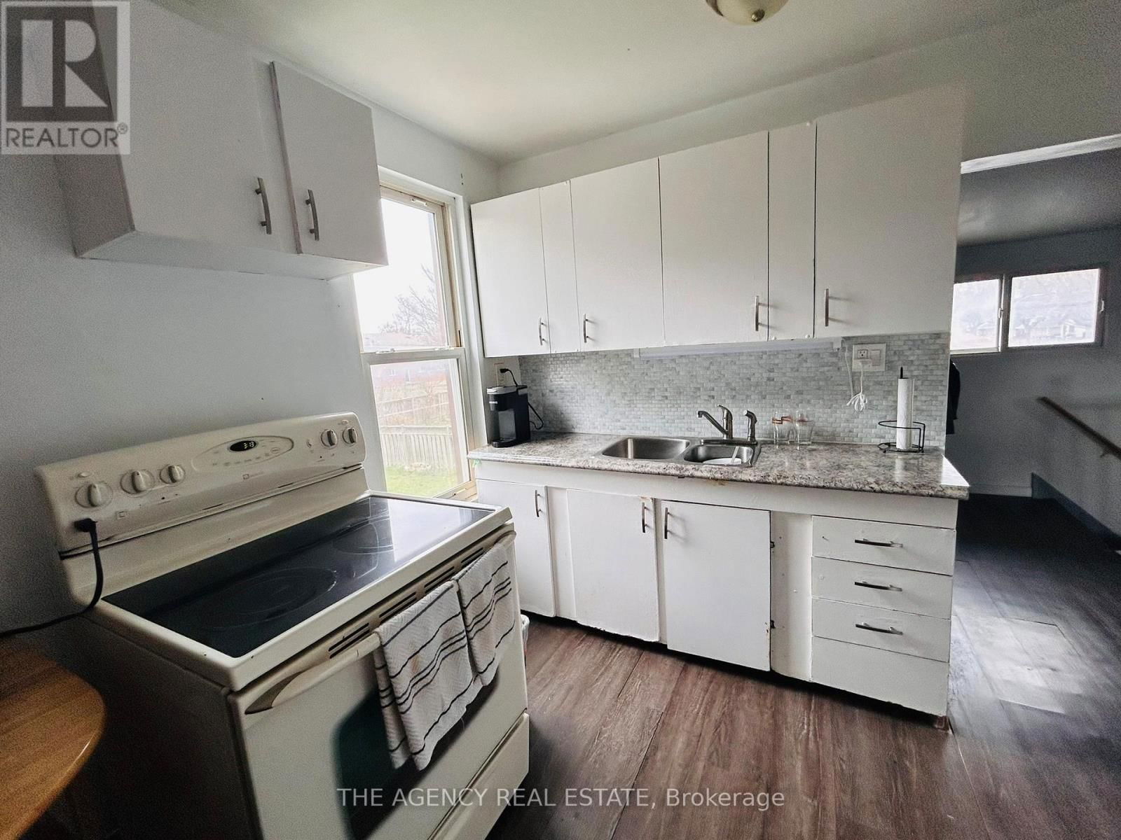 115 GLADSTONE AVENUE Image 9