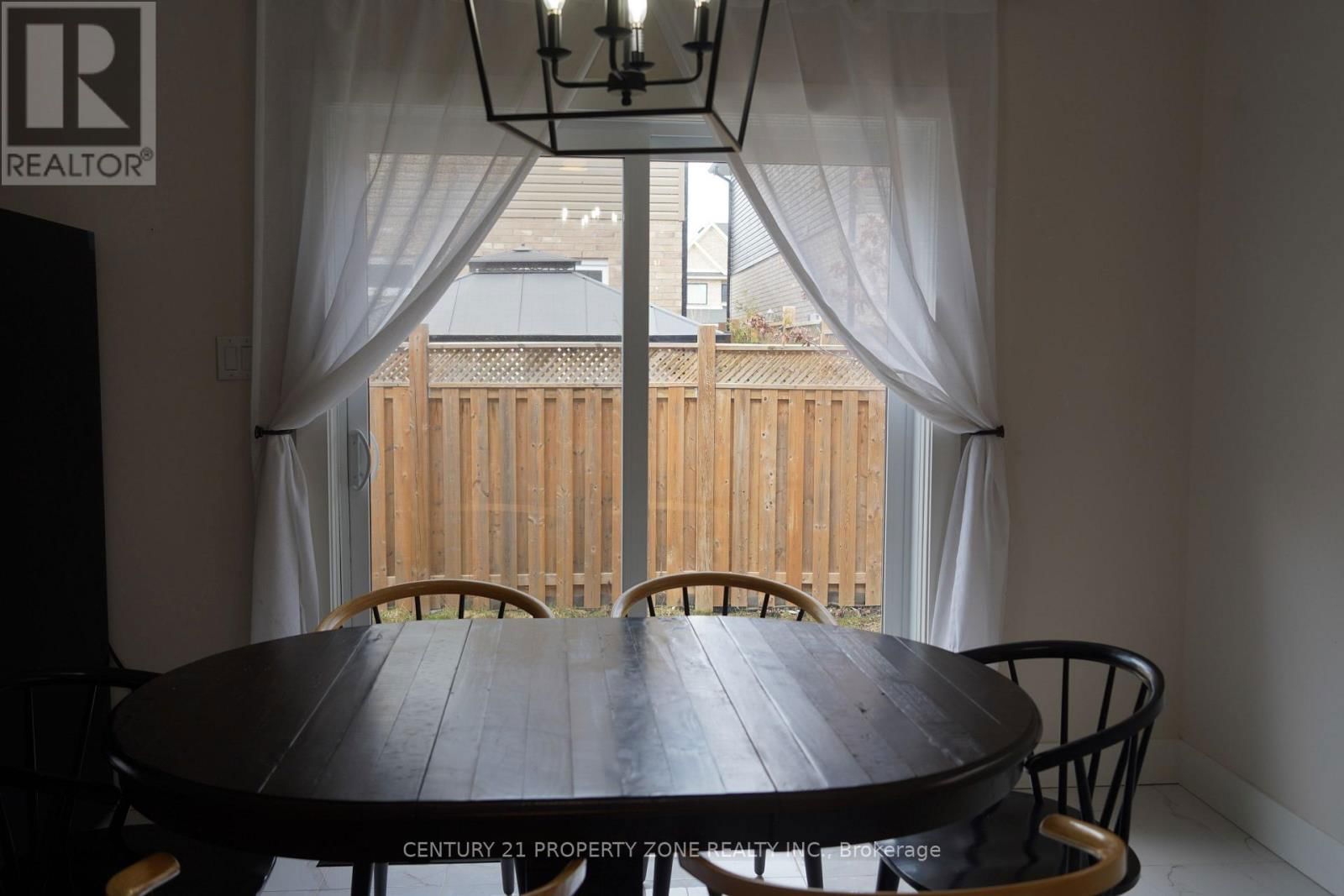 49 - 3560 SINGLETON AVENUE Image 15