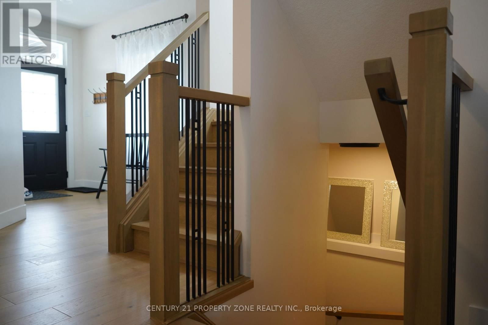 49 - 3560 SINGLETON AVENUE Image 32