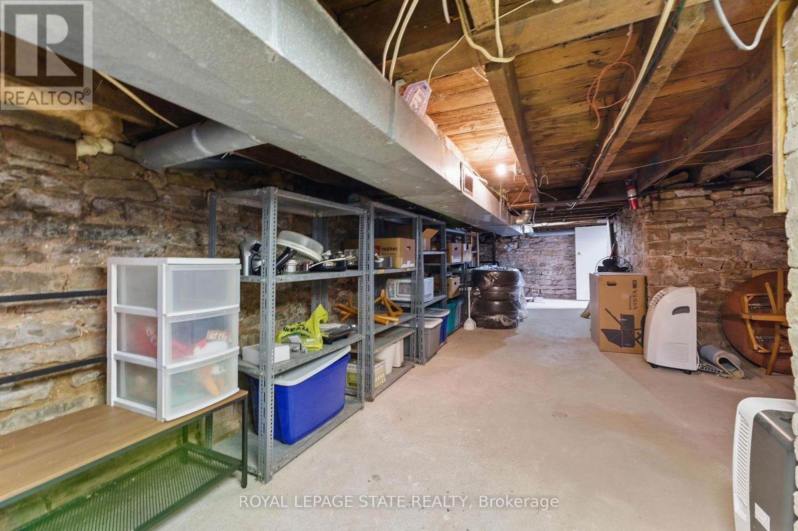 91 AURORA STREET Image 22