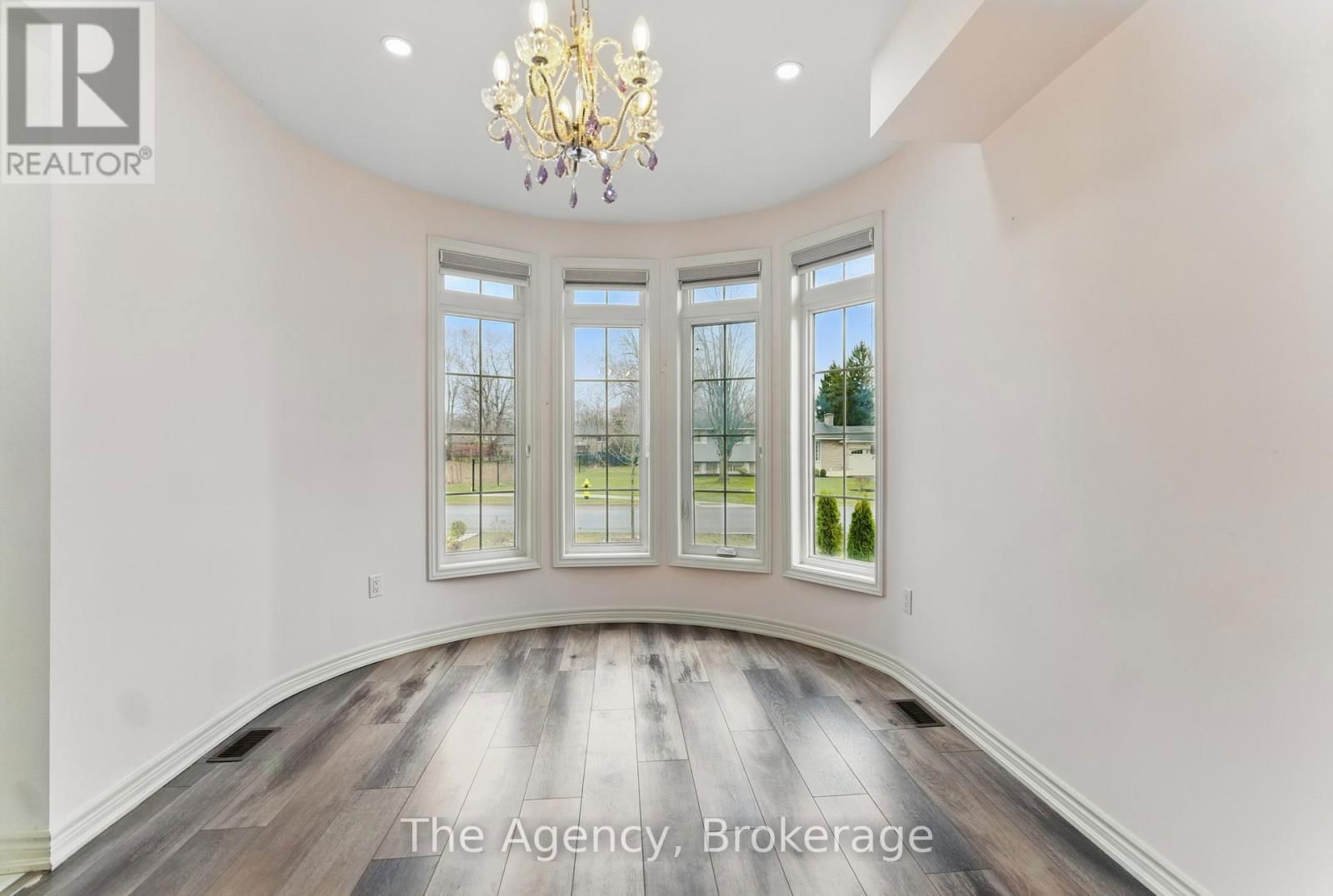 1127 KENNEDY DRIVE Image 10