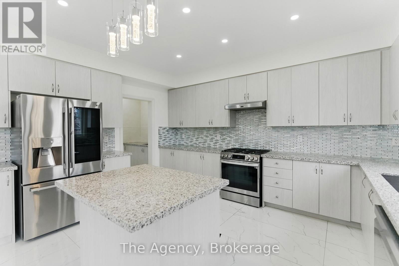 1127 KENNEDY DRIVE Image 14