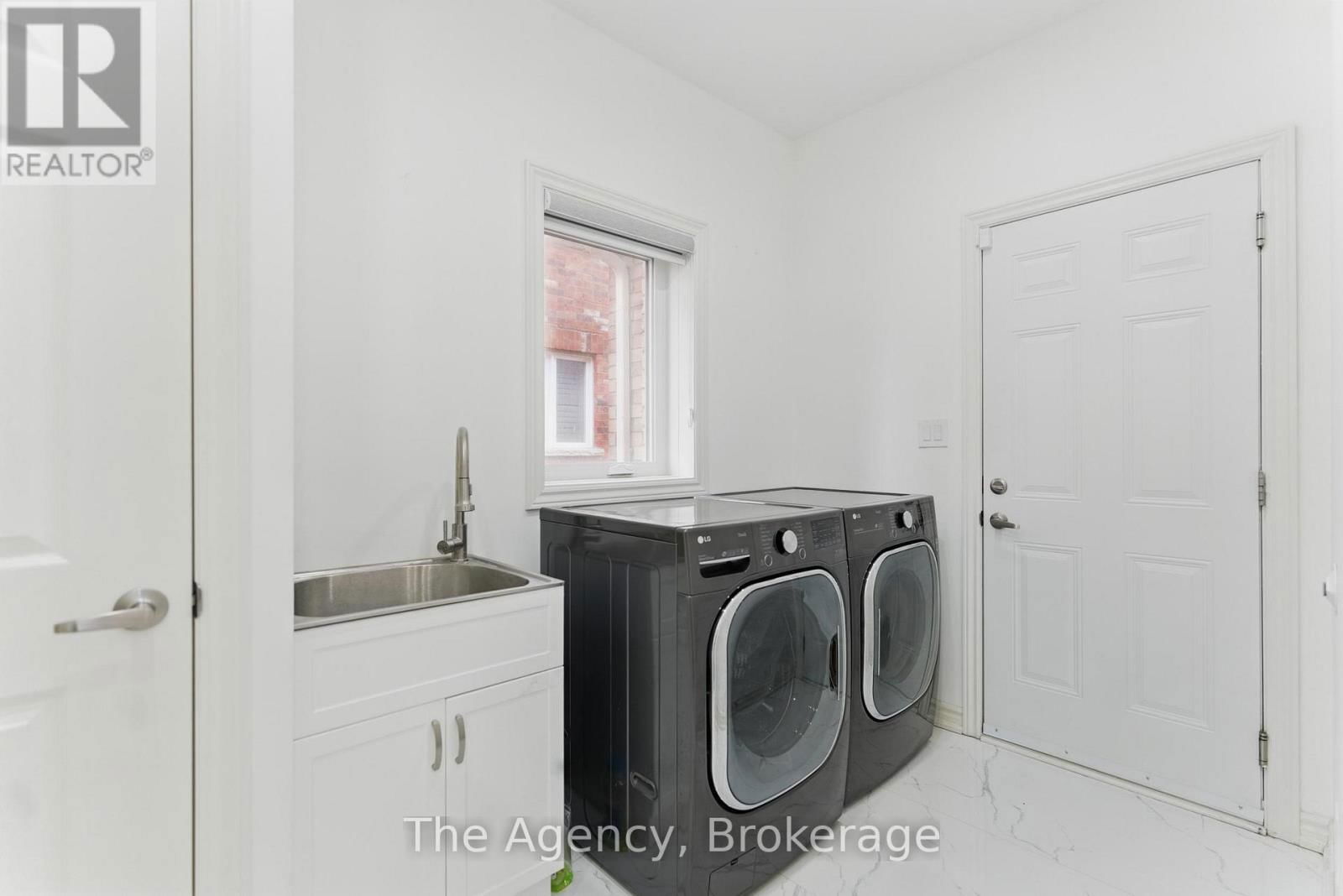 1127 KENNEDY DRIVE Image 23