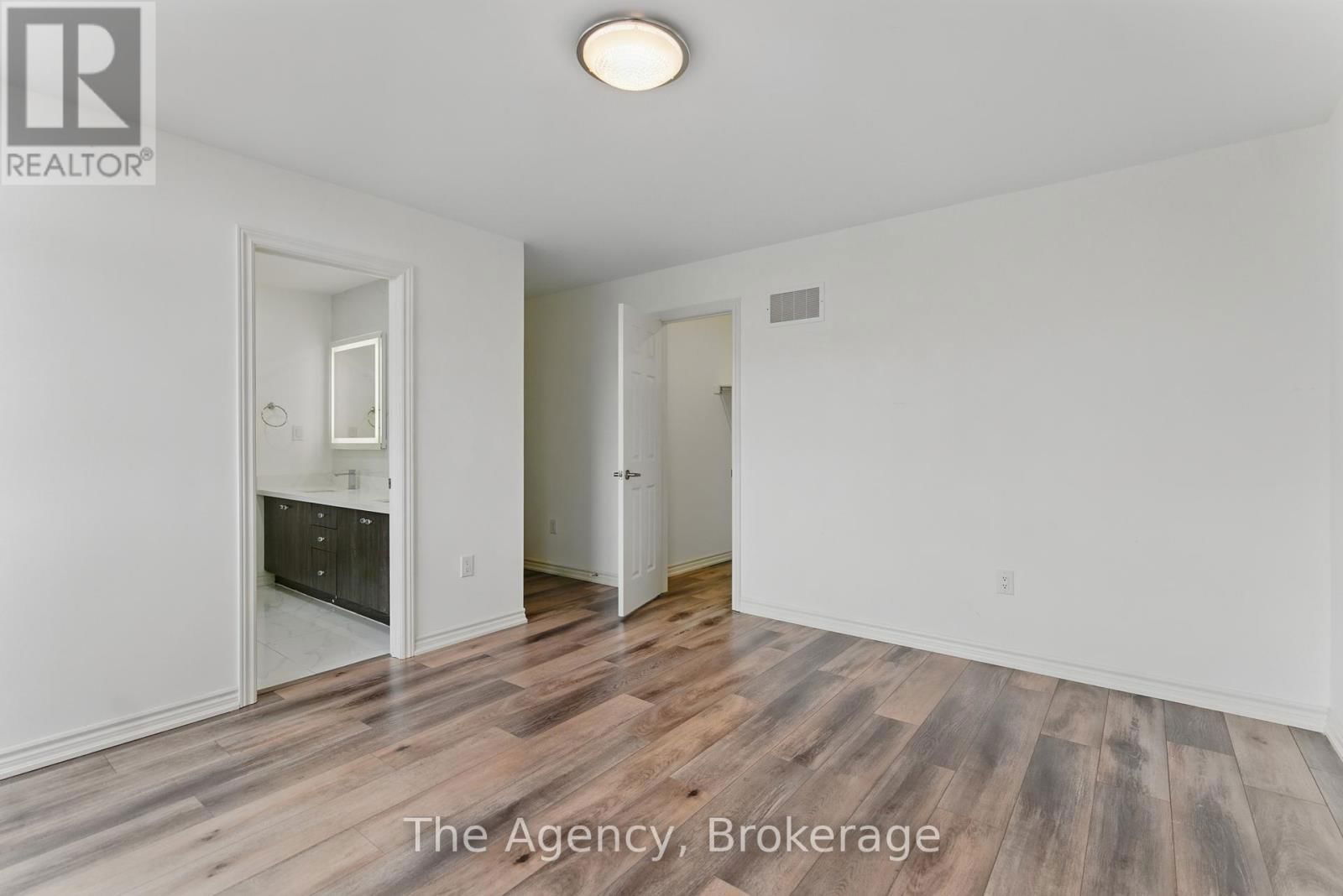 1127 KENNEDY DRIVE Image 26