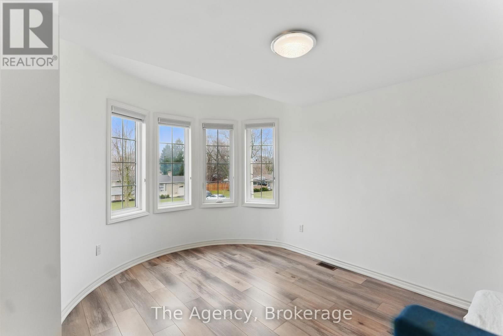 1127 KENNEDY DRIVE Image 29