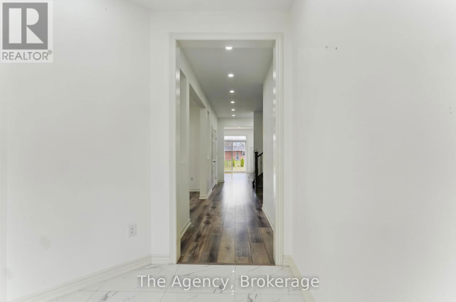 1127 KENNEDY DRIVE Image 7