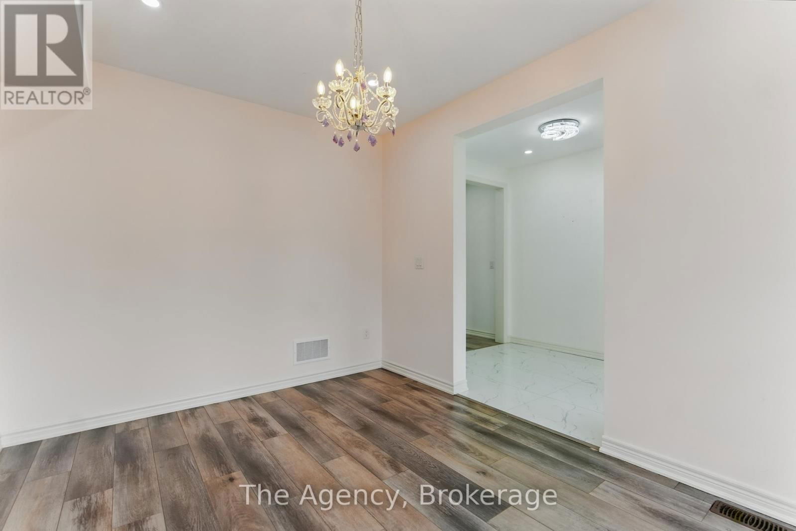 1127 KENNEDY DRIVE Image 9