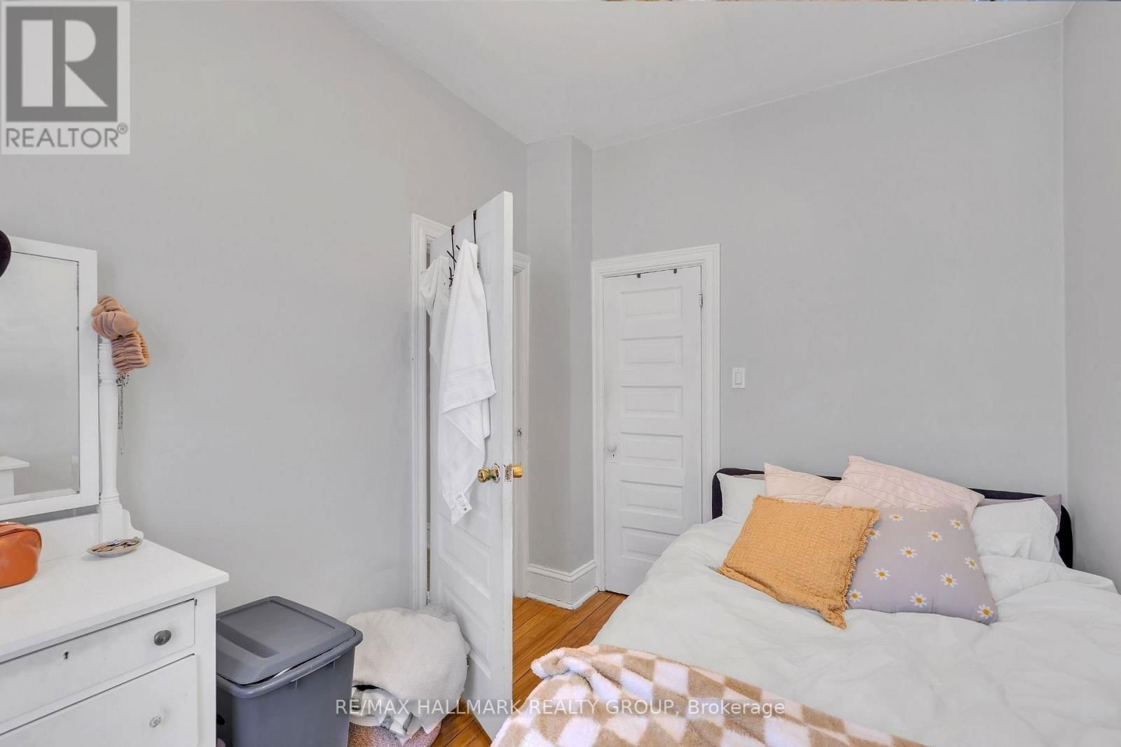 209 FIFTH AVENUE Image 16
