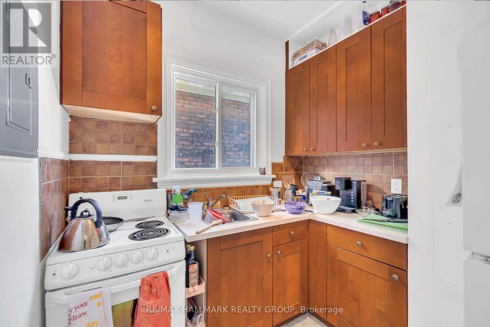 209 FIFTH AVENUE Image 26