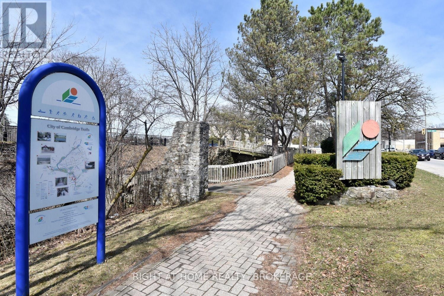 105 BISMARK DRIVE Image 39