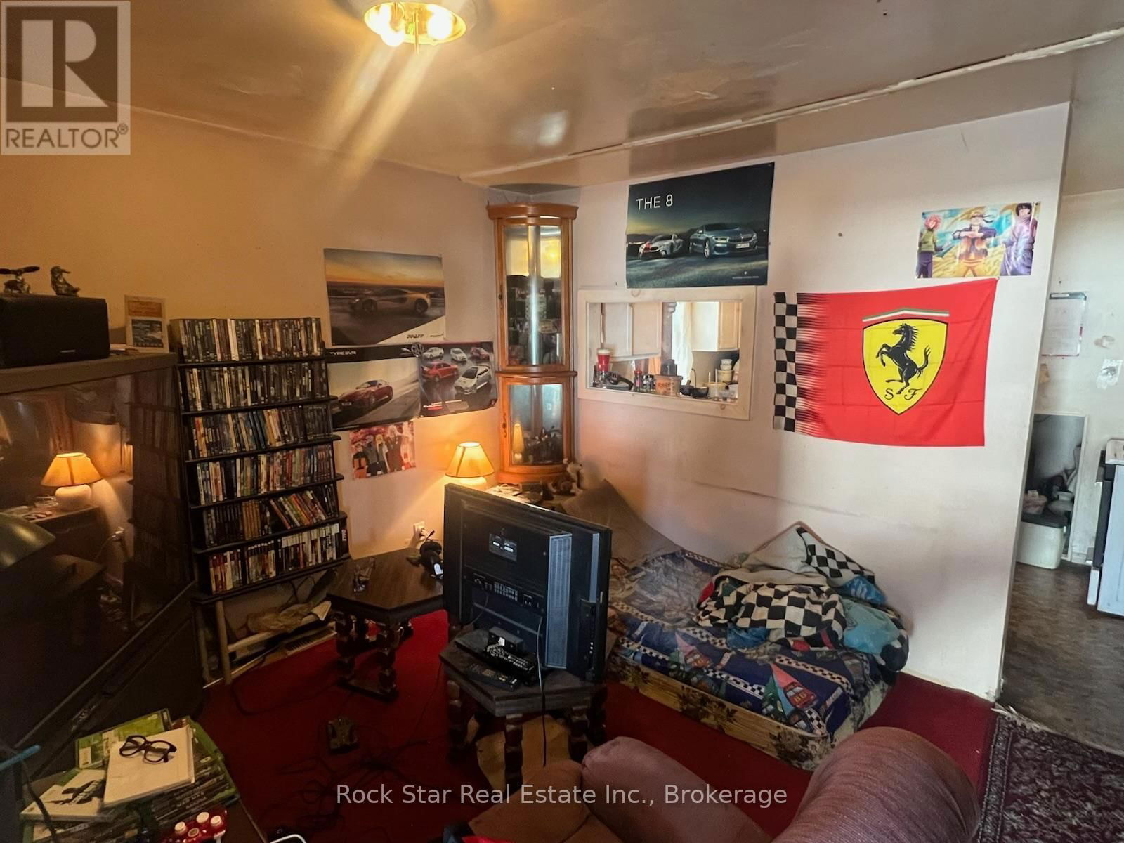 54 CROWLAND AVENUE Image 14