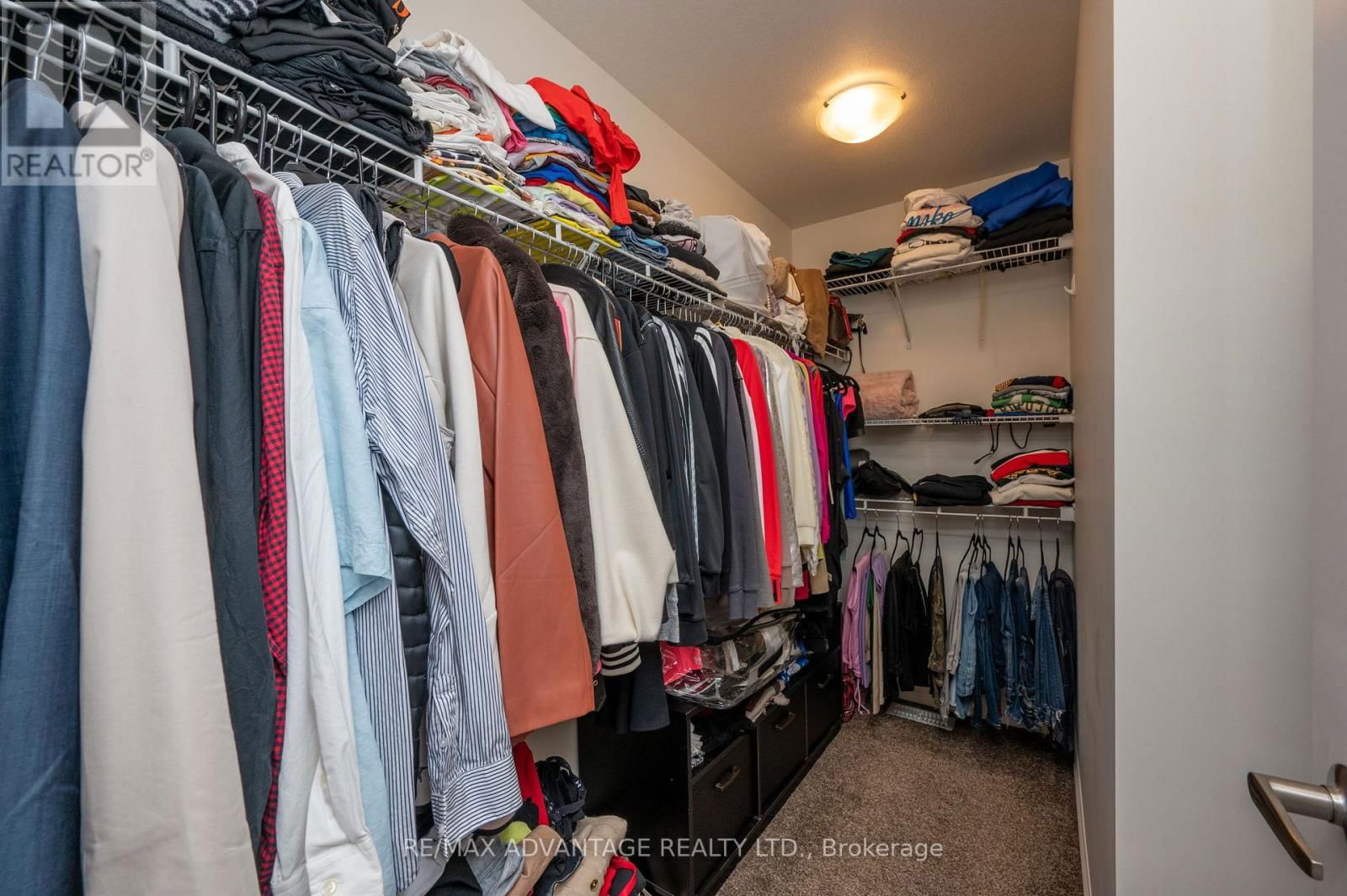 587 FREEPORT STREET Image 18