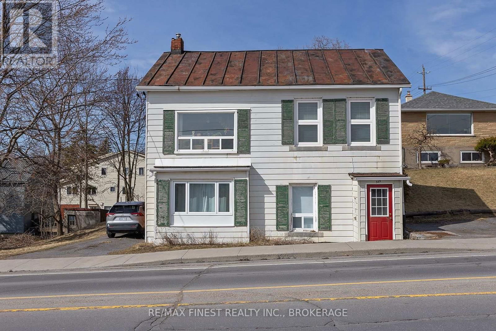 589 KING STREET WEST Image 1