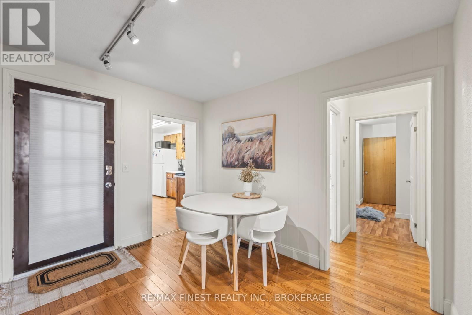 589 KING STREET WEST Image 10