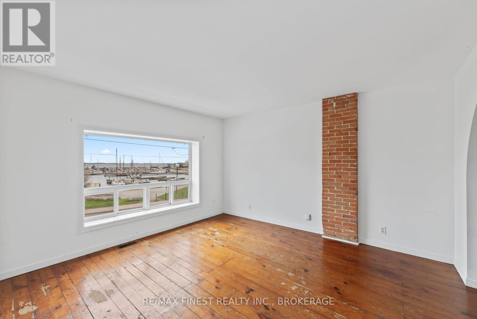 589 KING STREET WEST Image 20