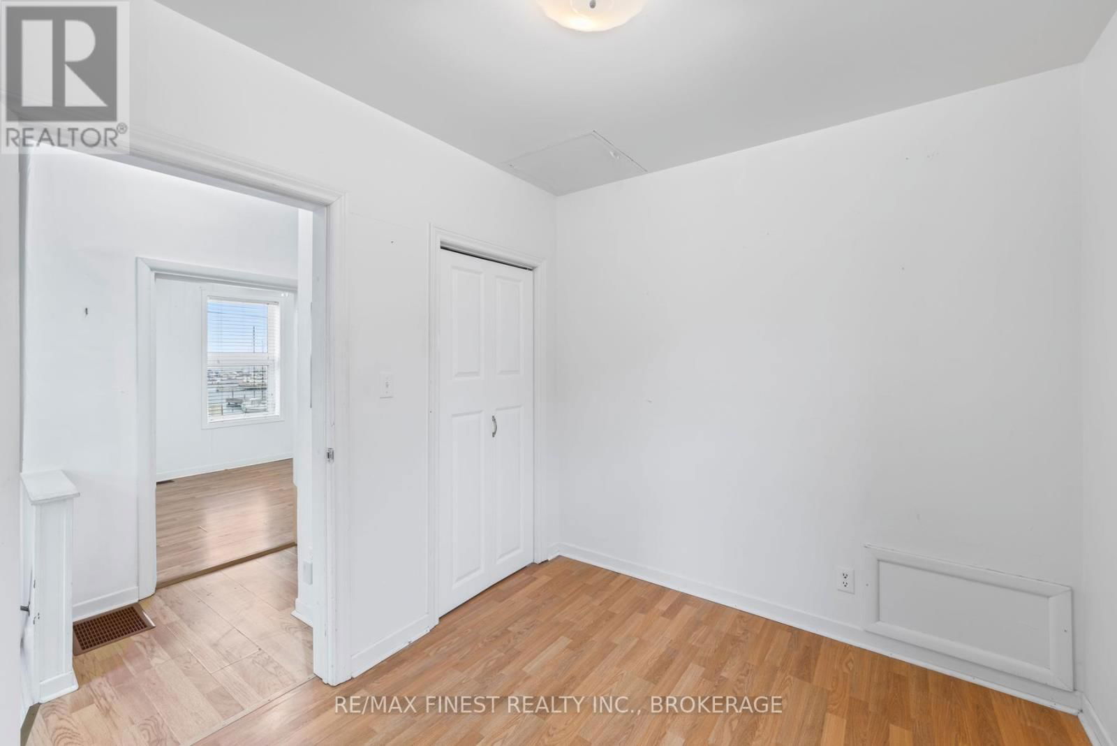 589 KING STREET WEST Image 29