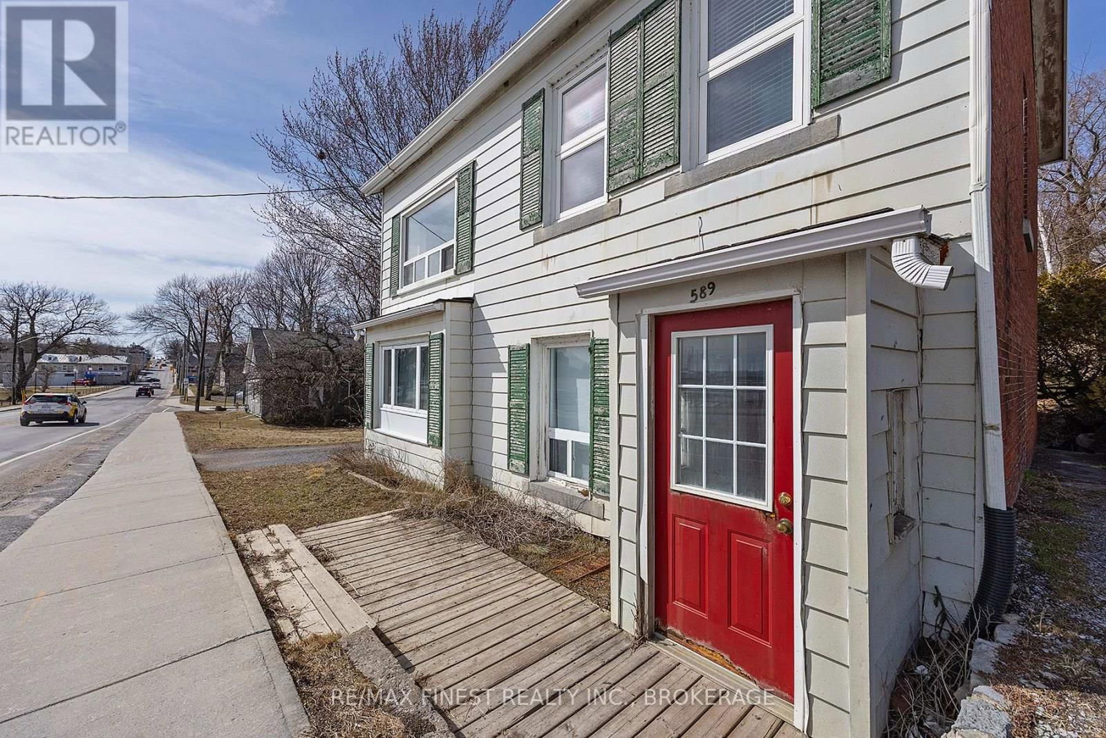 589 KING STREET WEST Image 3