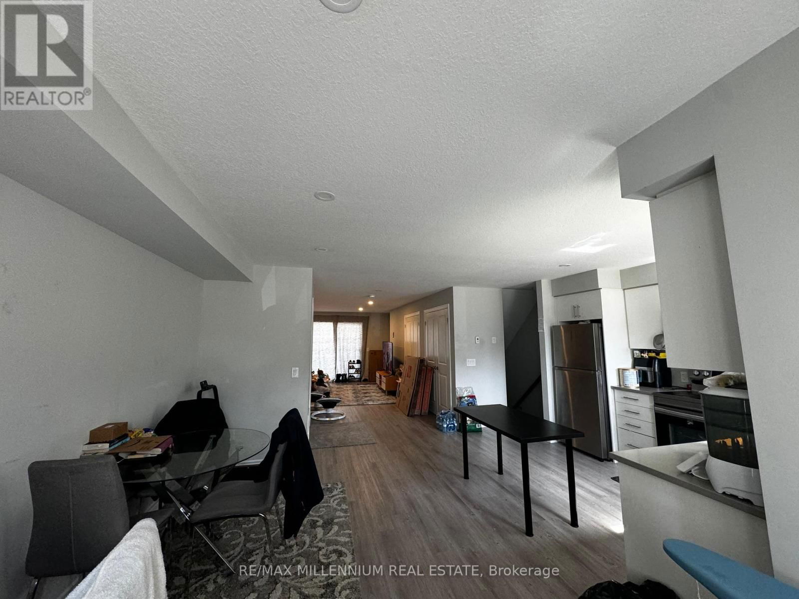 281 CHAPEL HILL DRIVE Image 2