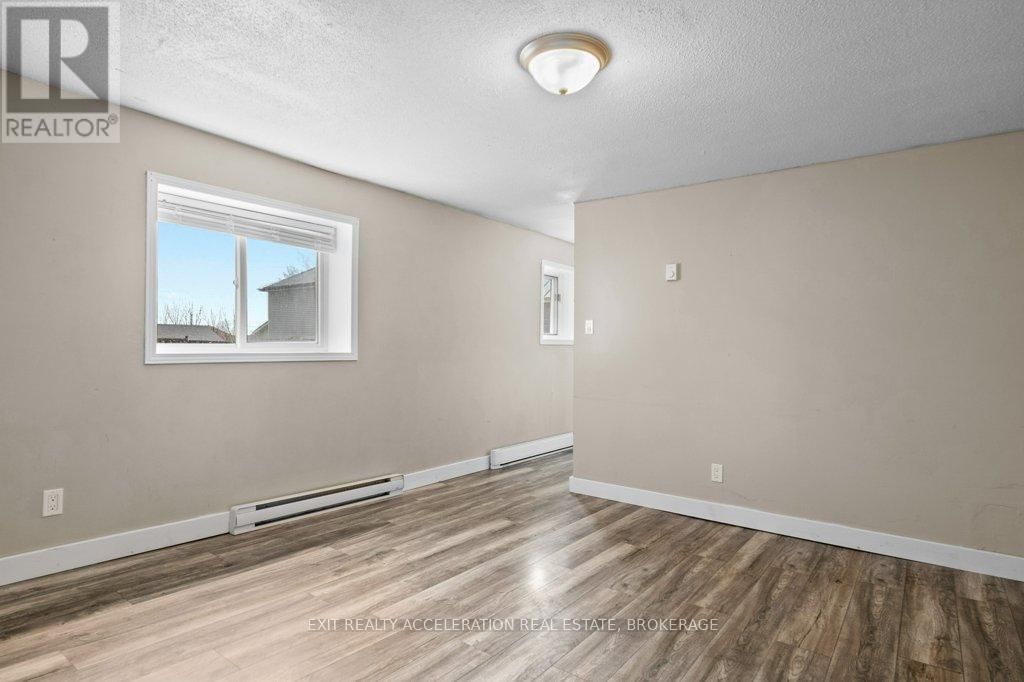 2213 COUNTY RD 11 Image 13