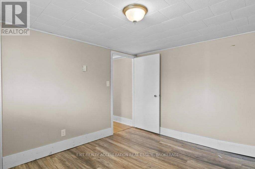 2213 COUNTY RD 11 Image 31