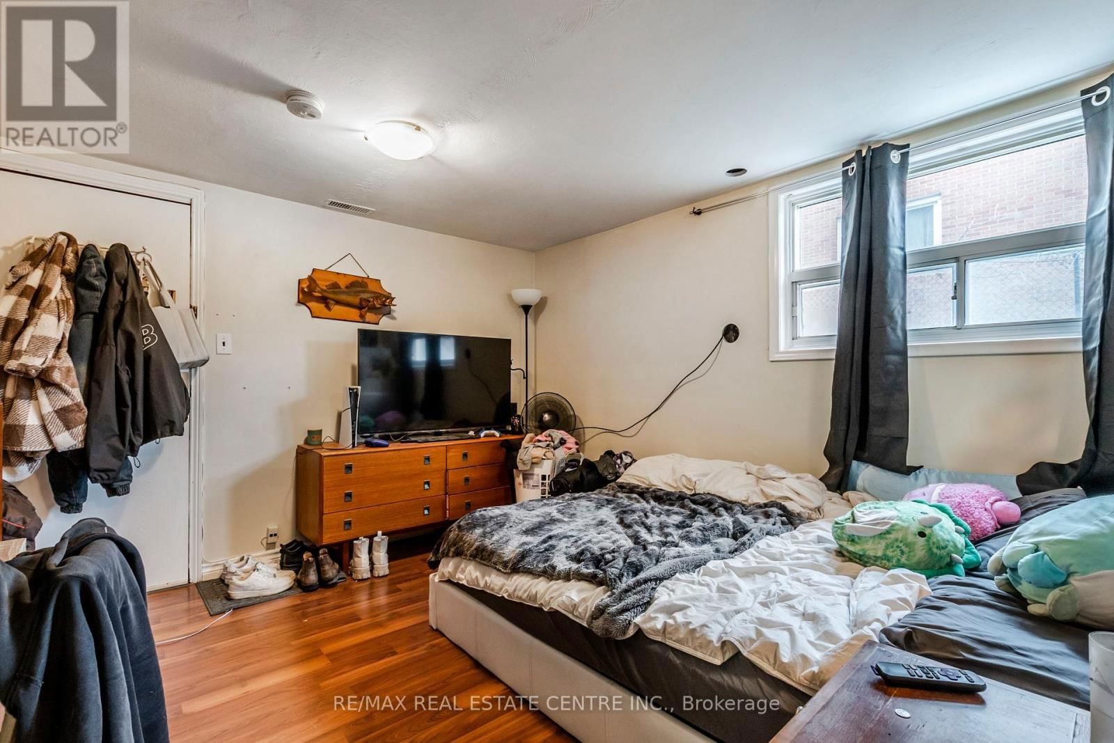 305 LORNE AVENUE Image 31