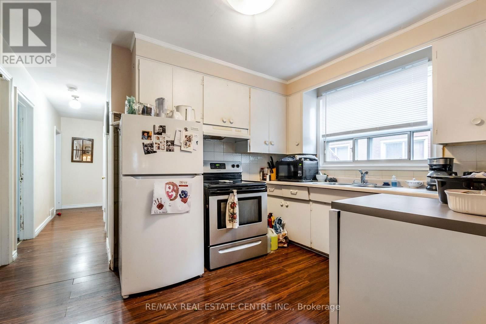 305 LORNE AVENUE Image 5