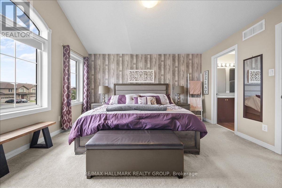 390 BAMBURGH WAY Image 15