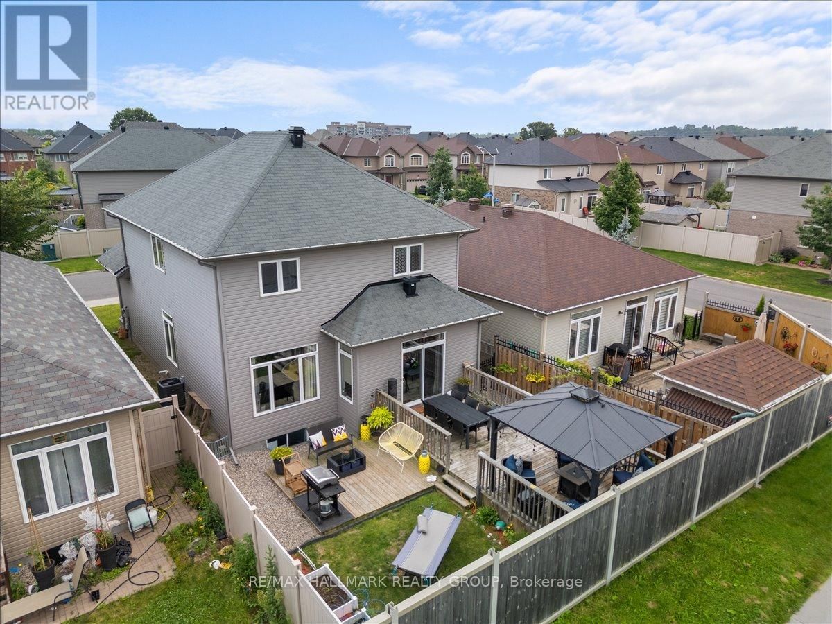 390 BAMBURGH WAY Image 27