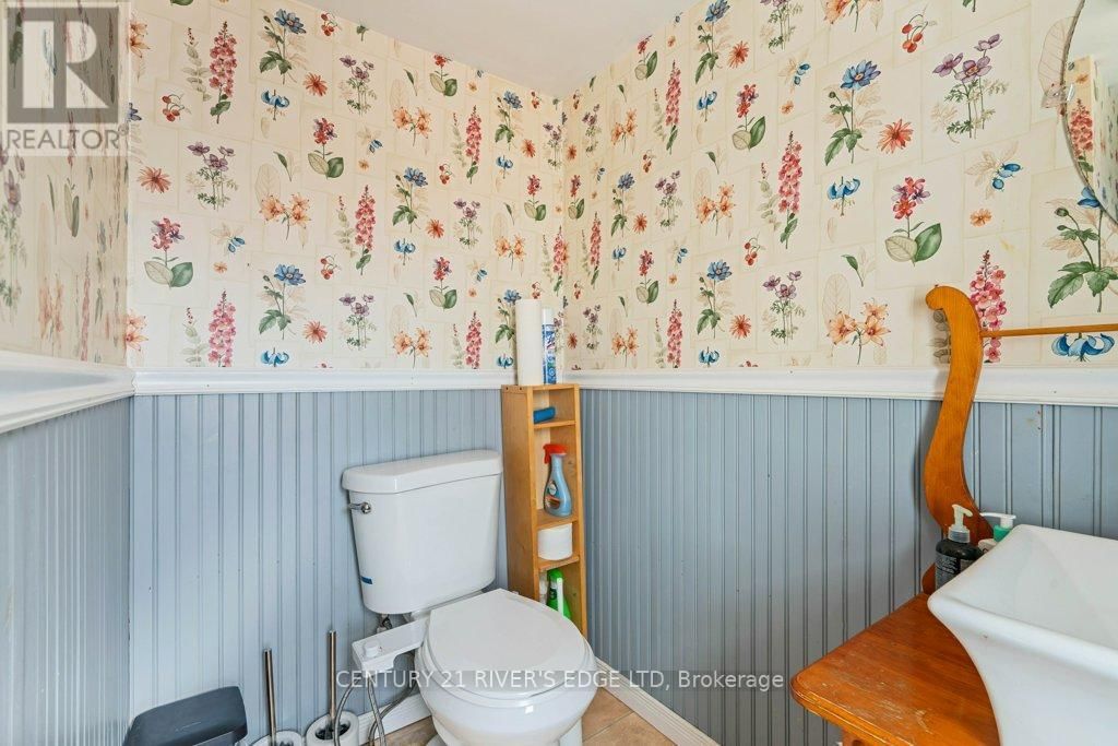 453 MAY STREET Image 18