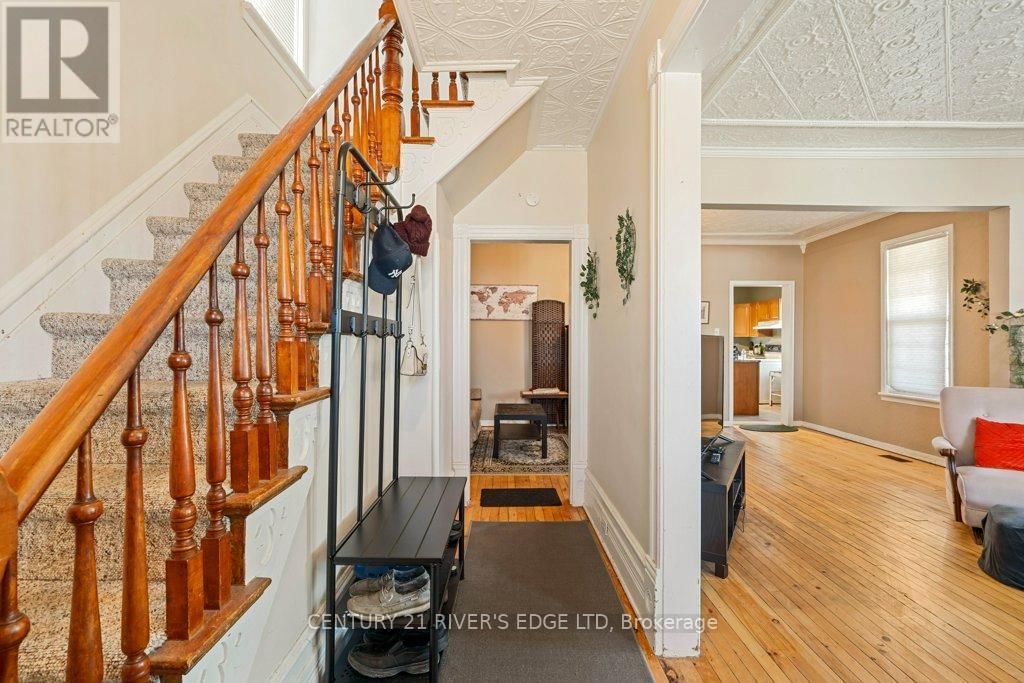 453 MAY STREET Image 4