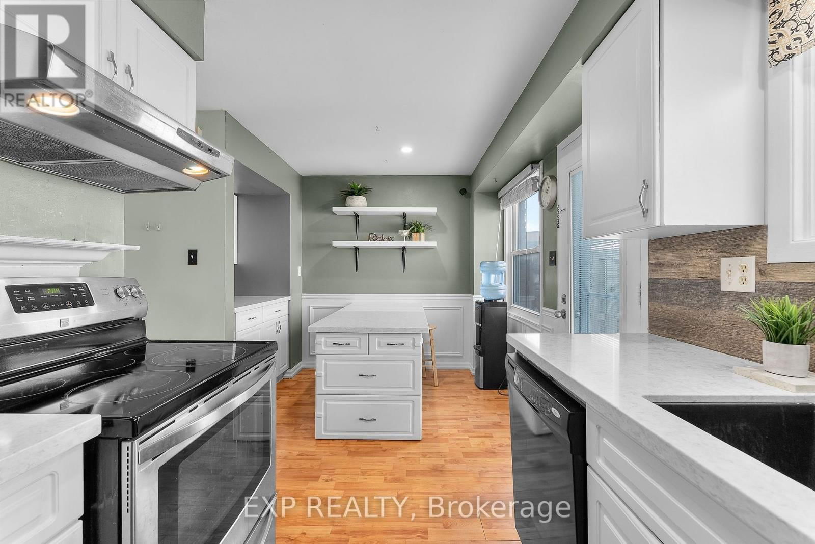 28 - 25 LINFIELD DRIVE Image 3