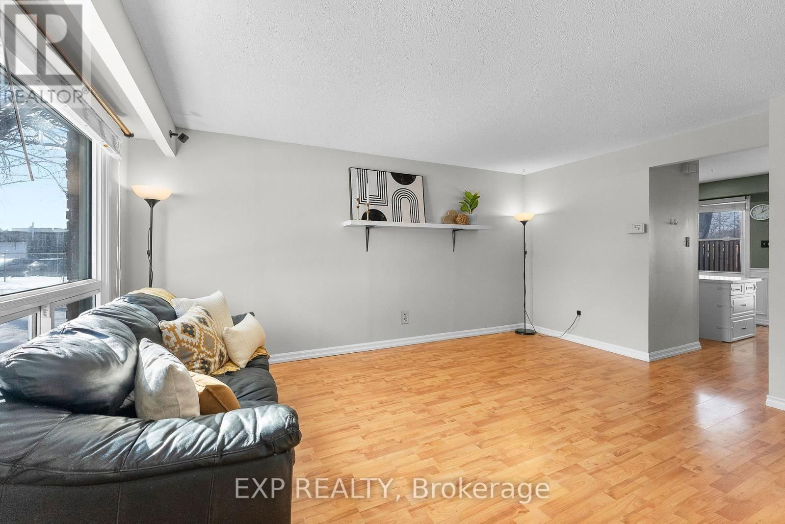 28 - 25 LINFIELD DRIVE Image 9