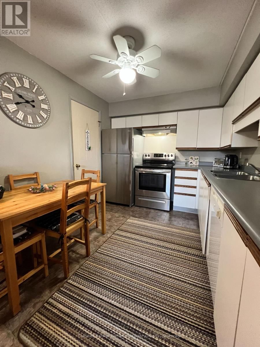 303 - 50 CAMPBELL COURT Image 10