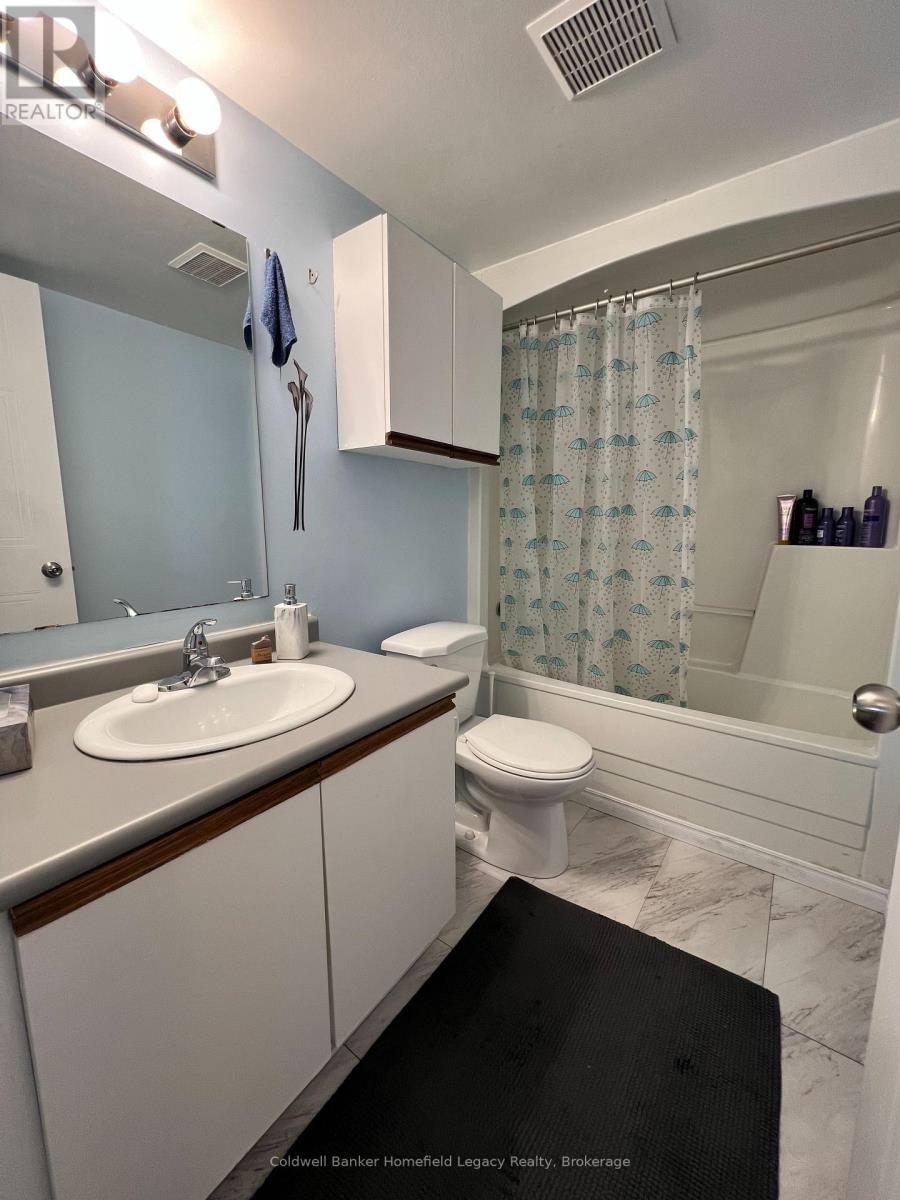 303 - 50 CAMPBELL COURT Image 24