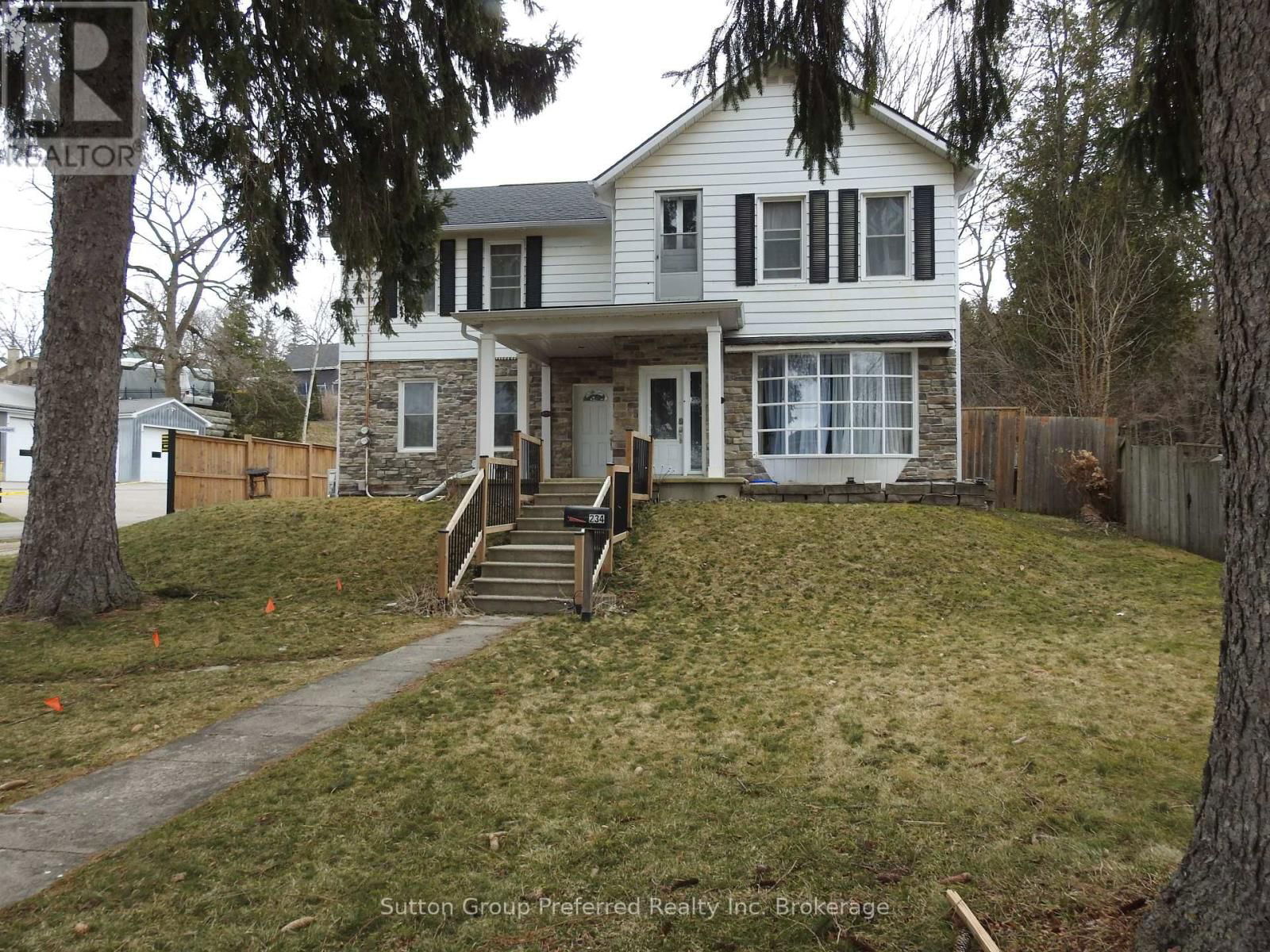 234 VICTORIA STREET Image 2