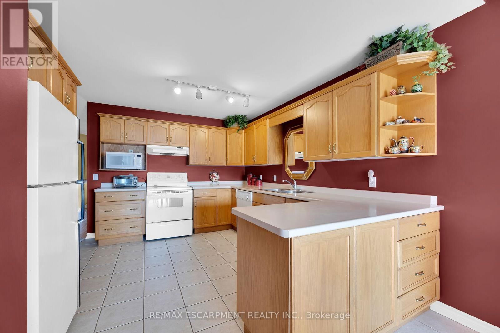 18 - 1439 NIAGARA STONE ROAD Image 10