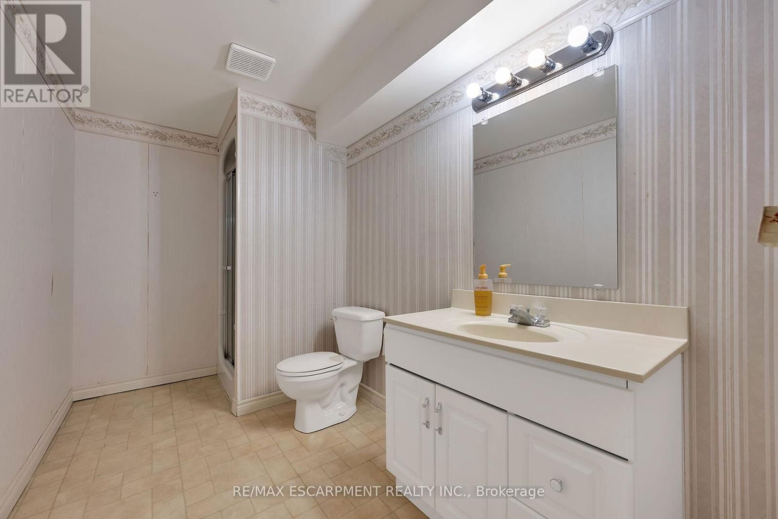 18 - 1439 NIAGARA STONE ROAD Image 32