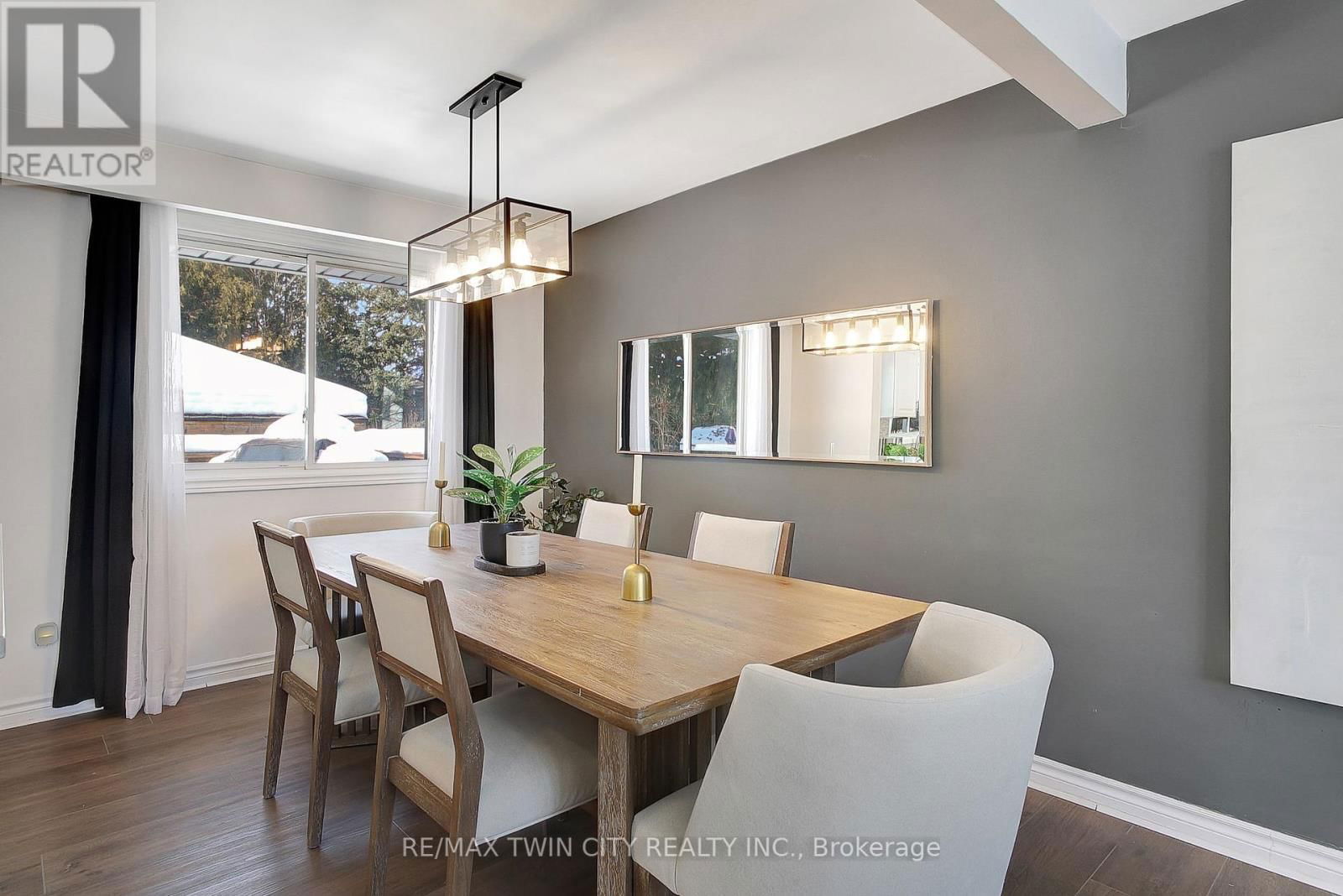11 GLEN PARK CRESCENT Image 3