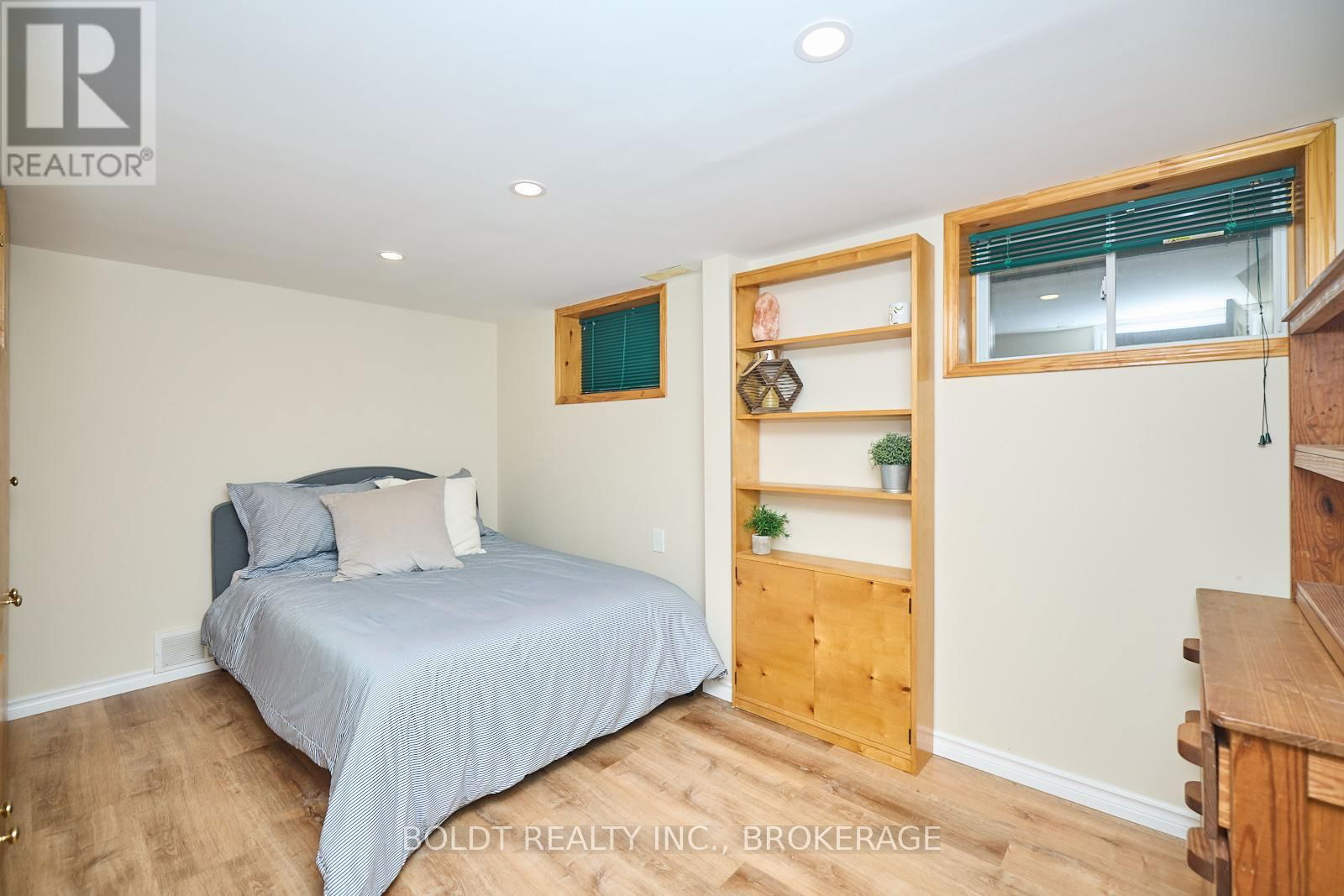 79 DEVON ROAD Image 25