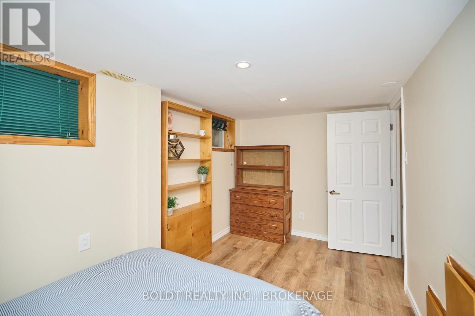 79 DEVON ROAD Image 26