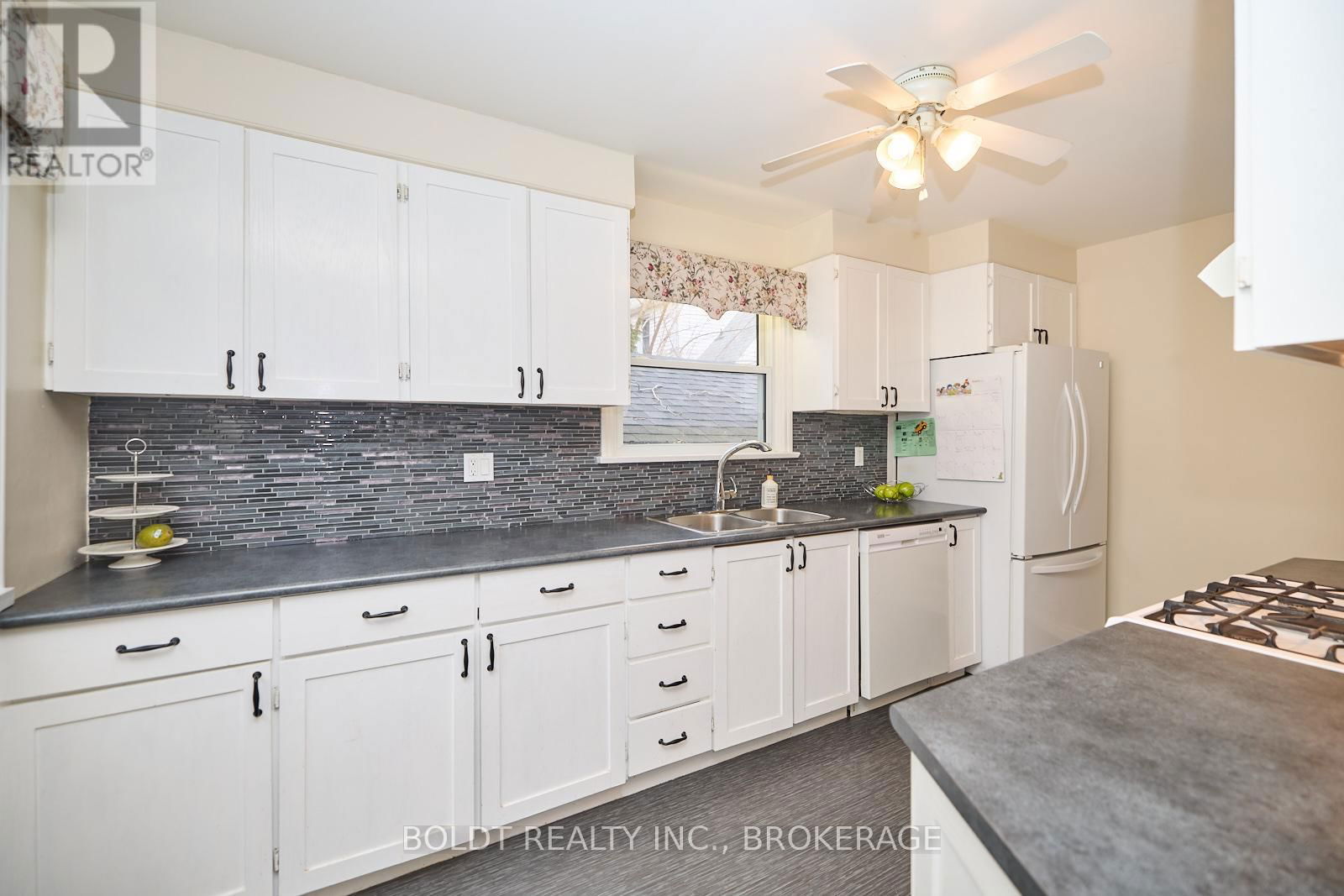 79 DEVON ROAD Image 9