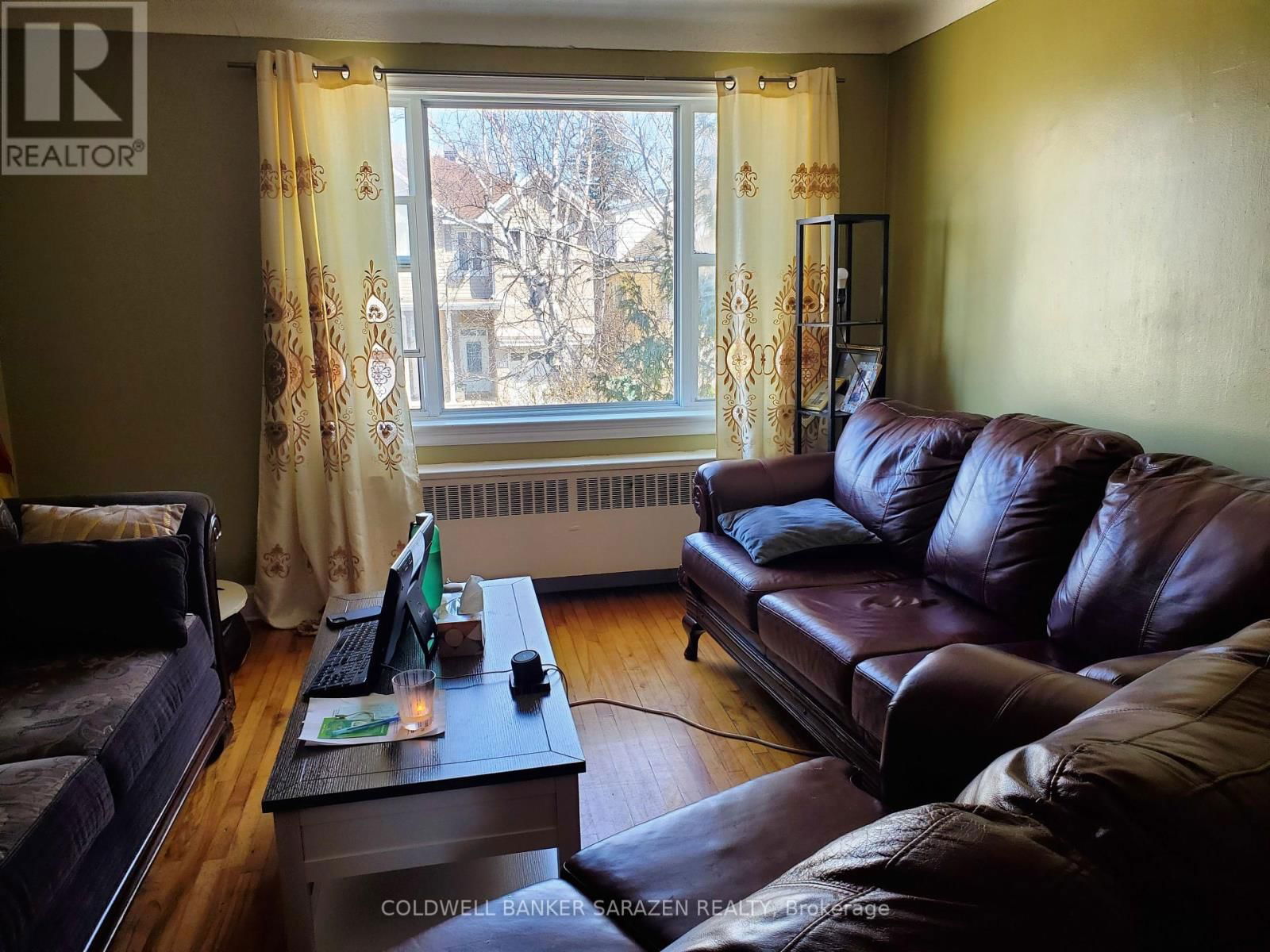195 PERES BLANCS AVENUE Image 13