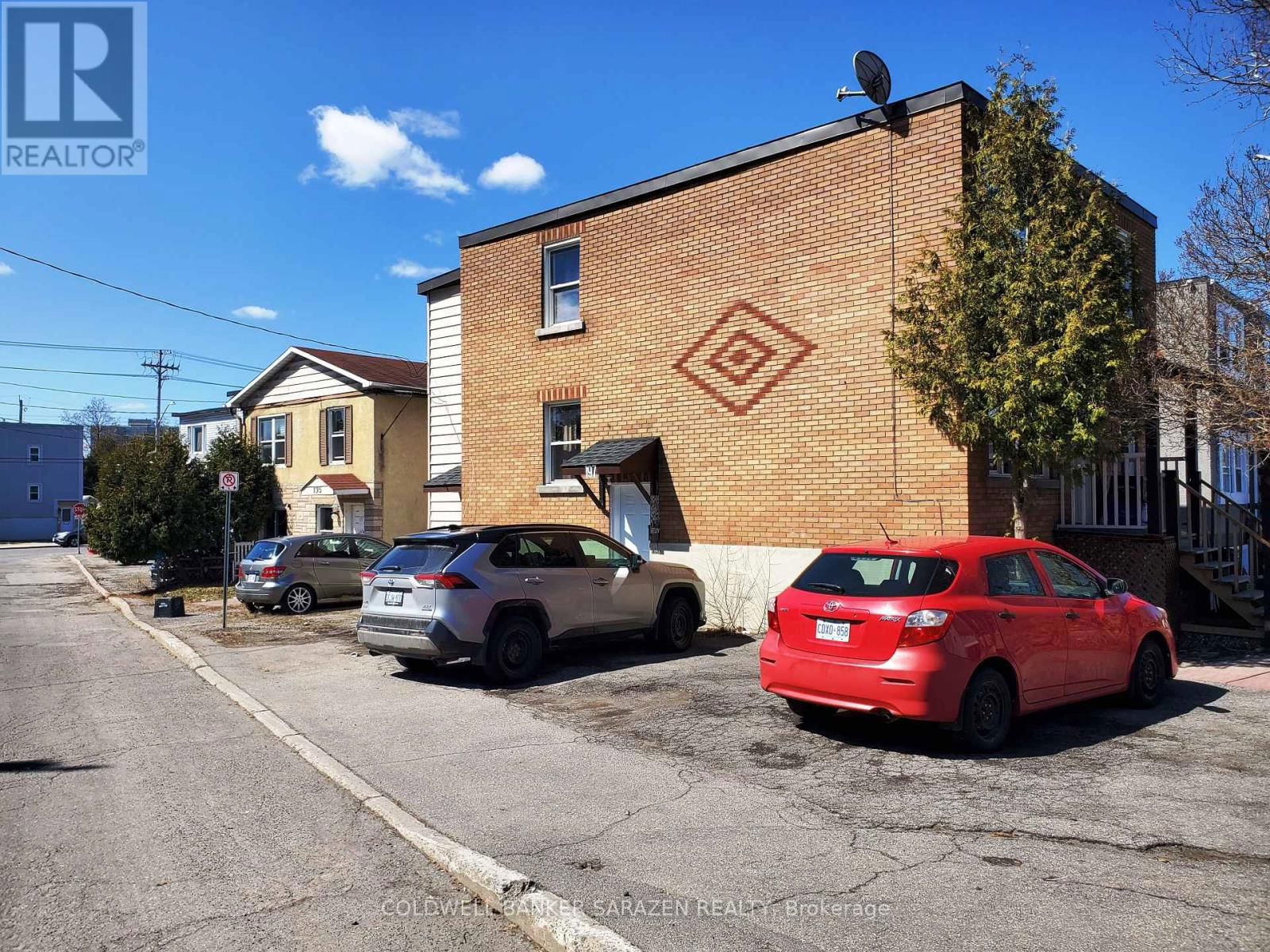 195 PERES BLANCS AVENUE Image 4