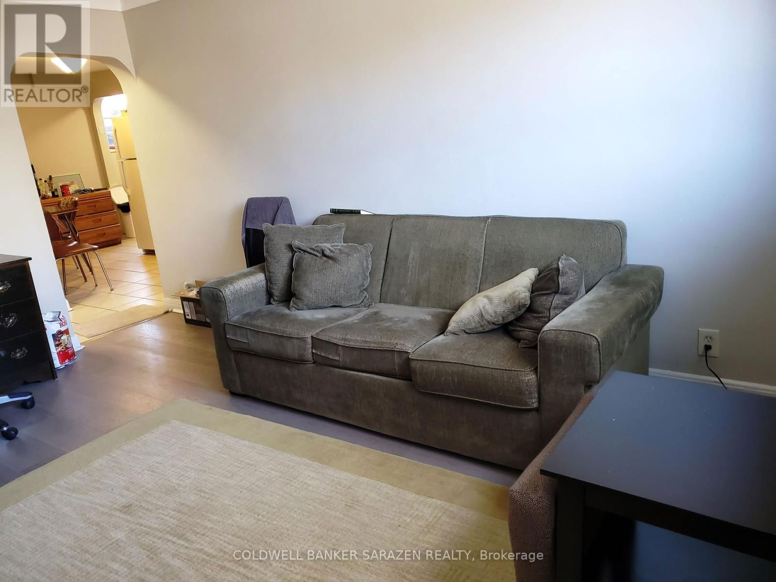 195 PERES BLANCS AVENUE Image 6
