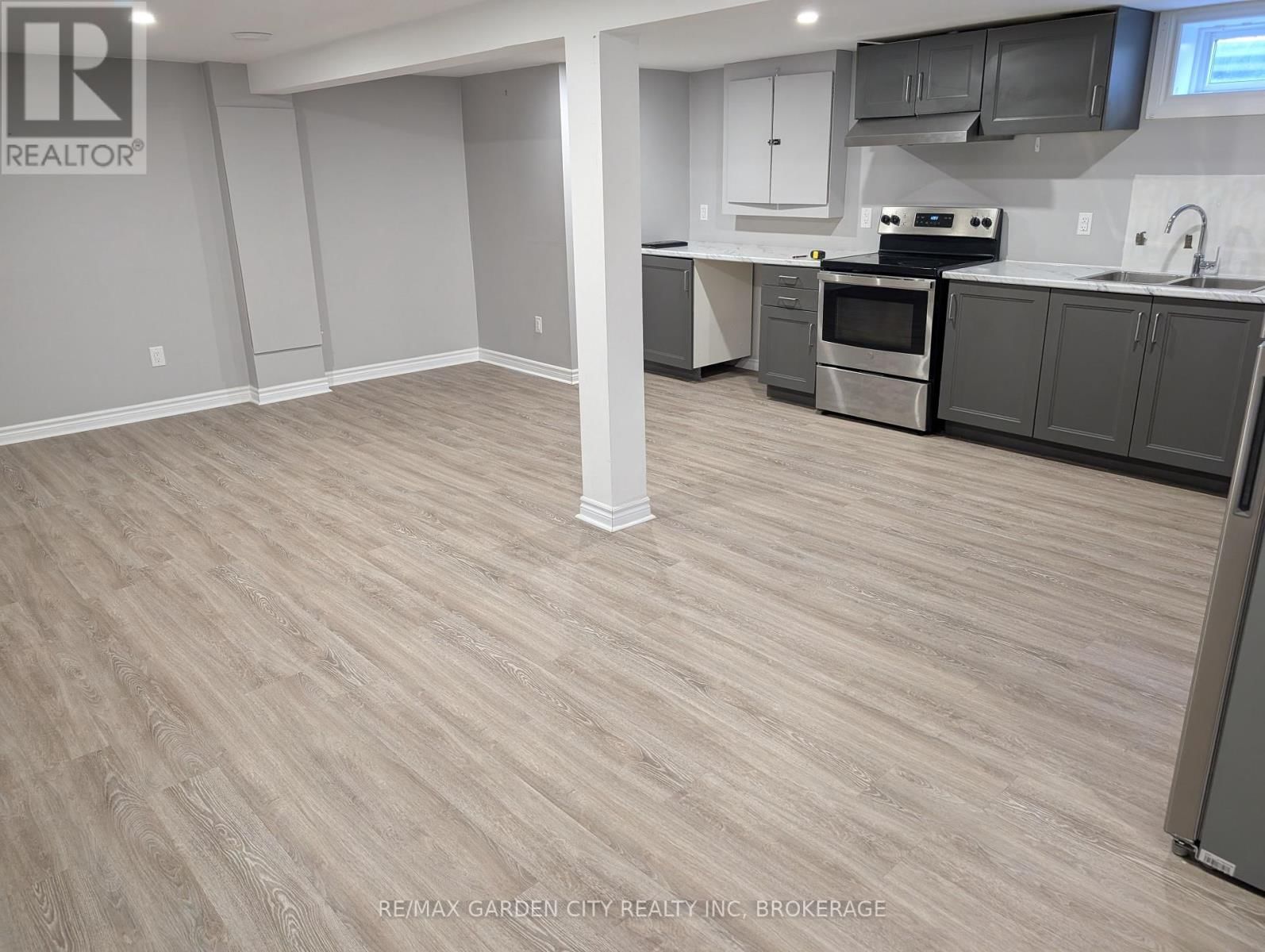 5 CALCOTT COURT Image 16