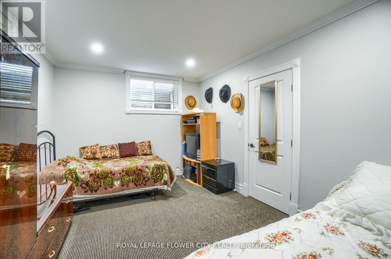 2011 TYSON WALK STREET Image 45