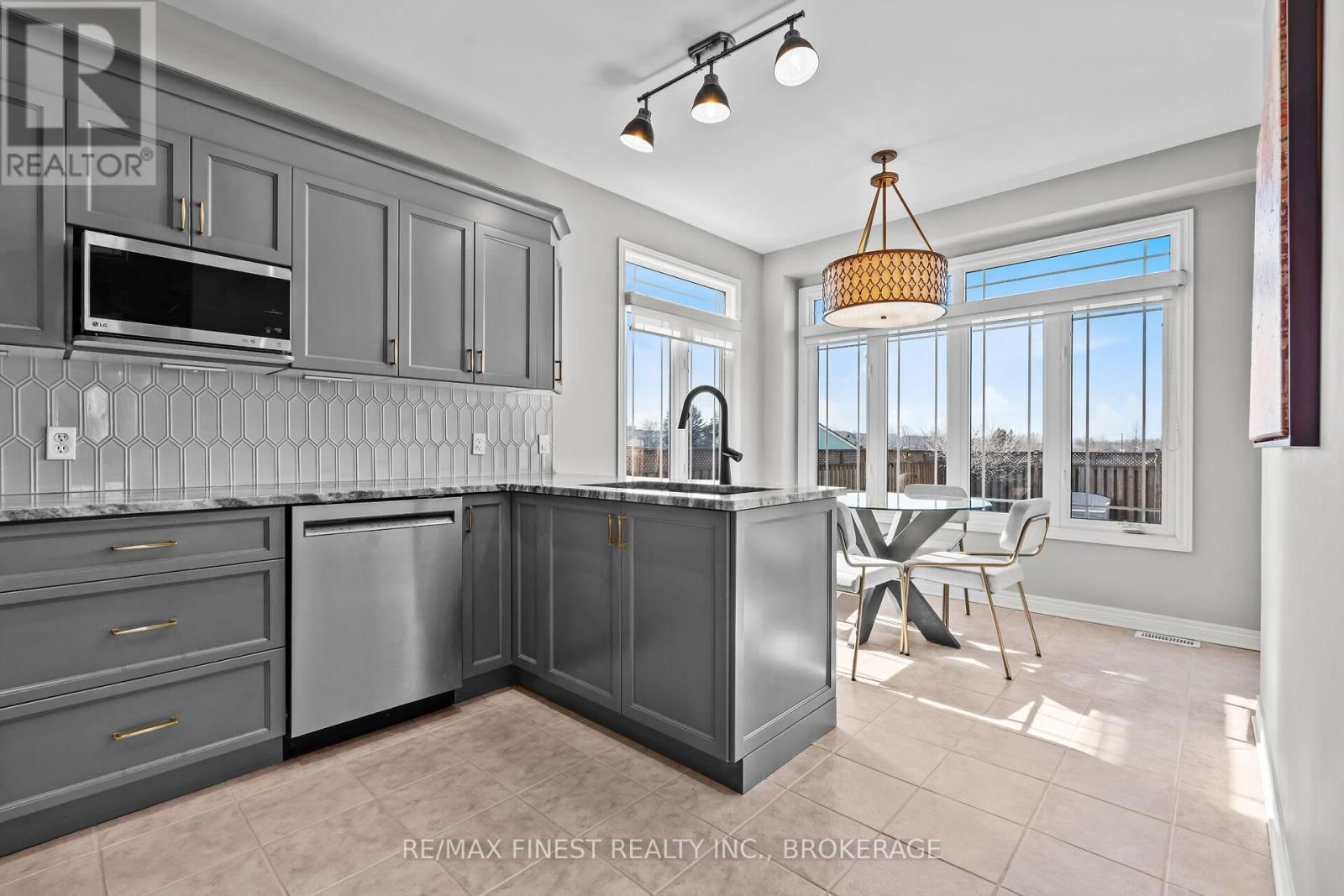 236 ROSE ABBEY DRIVE Image 18