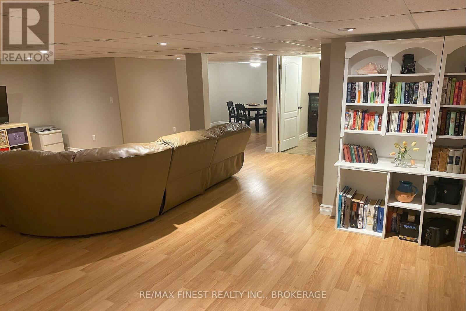 236 ROSE ABBEY DRIVE Image 34