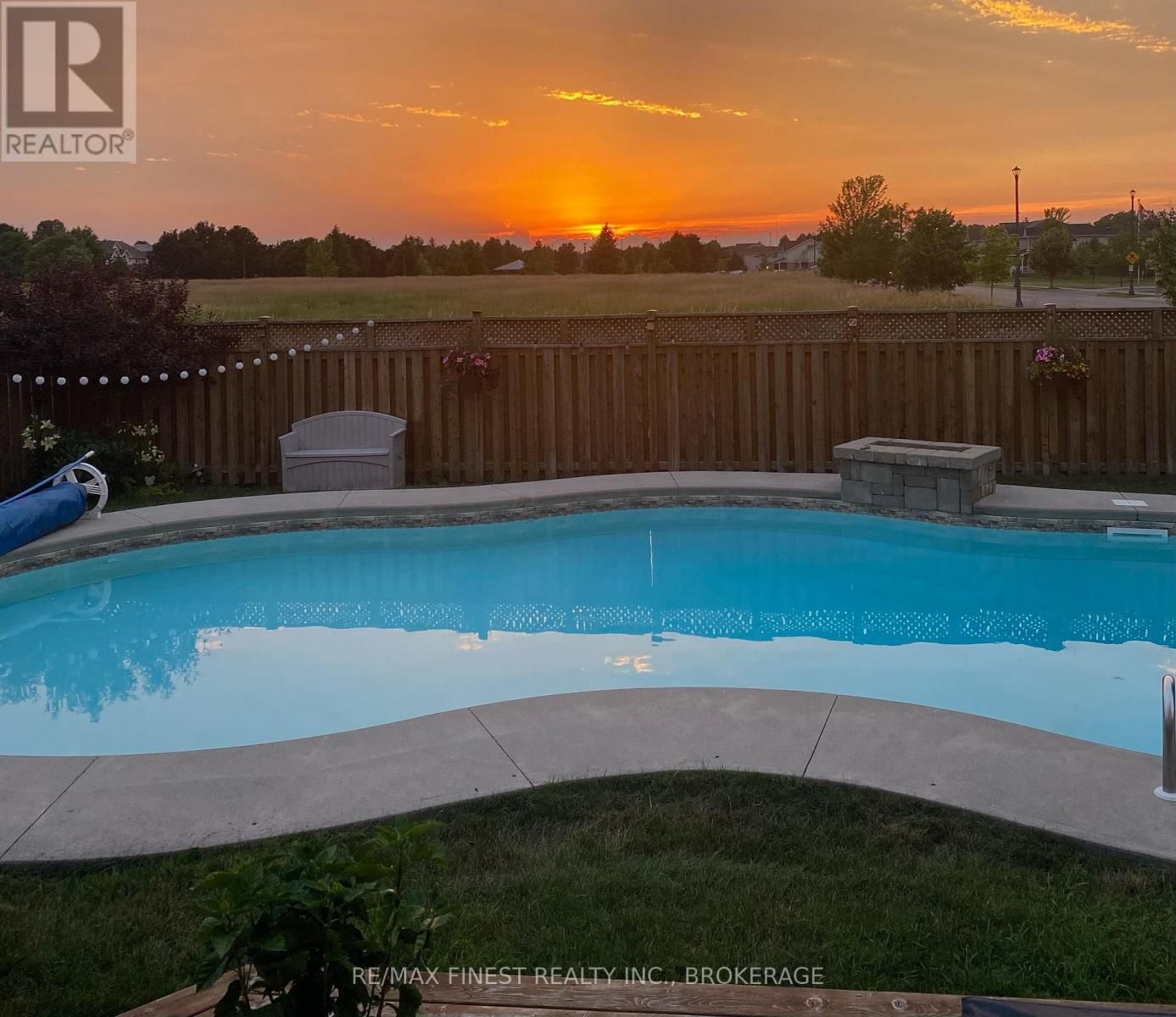 236 ROSE ABBEY DRIVE Image 44