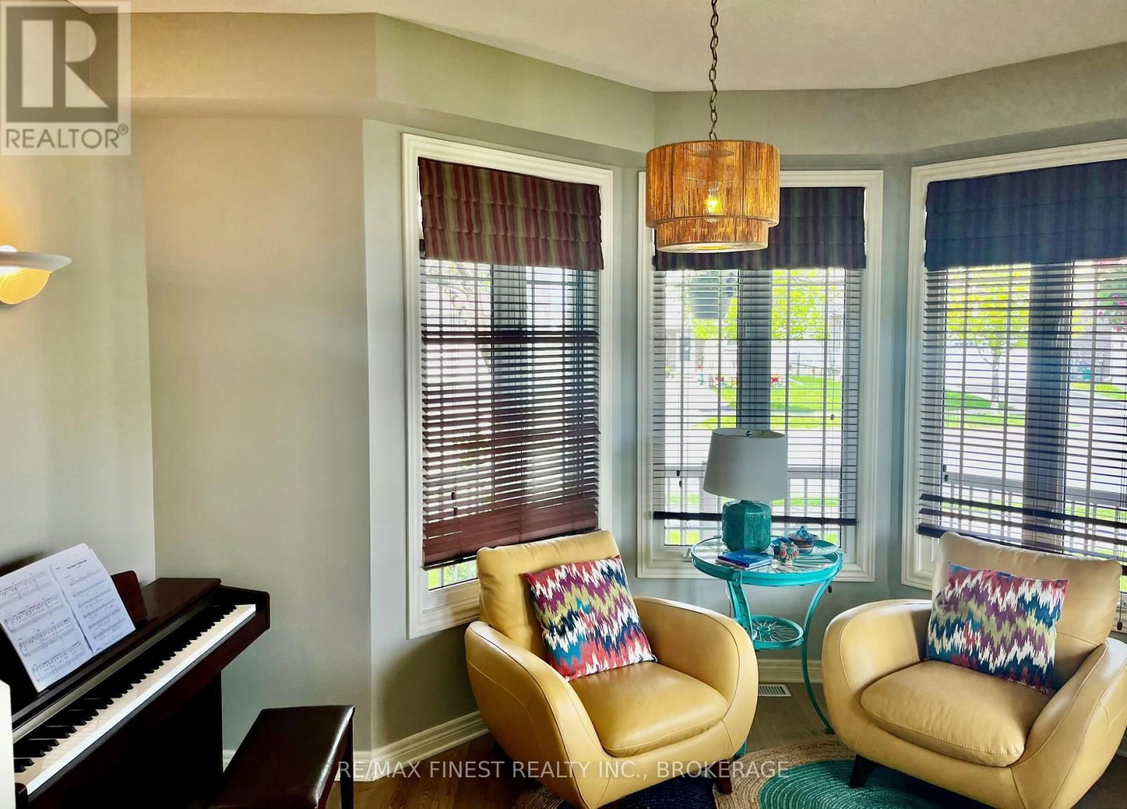 236 ROSE ABBEY DRIVE Image 7